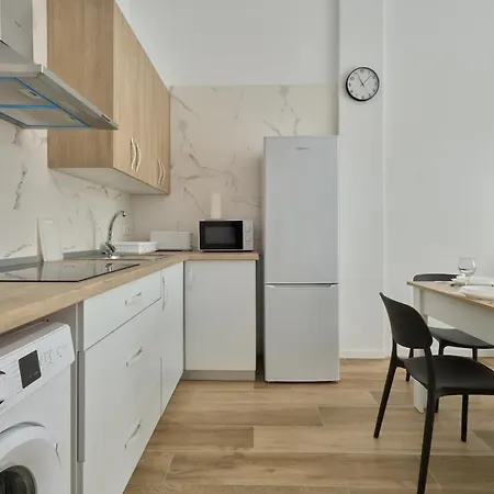 Hasta 6 Viajeros, Luz Natural Cocina Equipada