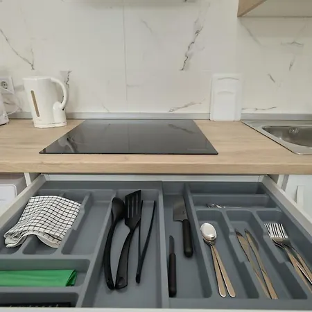 Hasta 6 Viajeros, Luz Natural Cocina Equipada * Algeciras